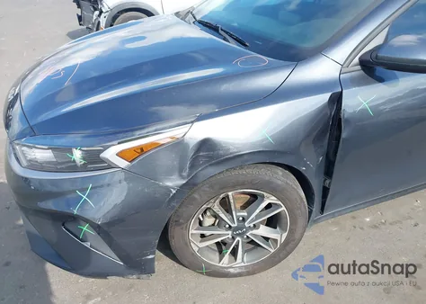 2023 Kia Forte Lxs z USA, uszkodzony, nr VIN 3KPF24AD3PE608285